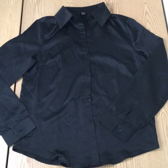 New Womens Shein Button Up Faux Silk shirt Super Soft Stretchy Black Size Small - Picture 1 of 7